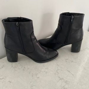 Atmosphere black booties